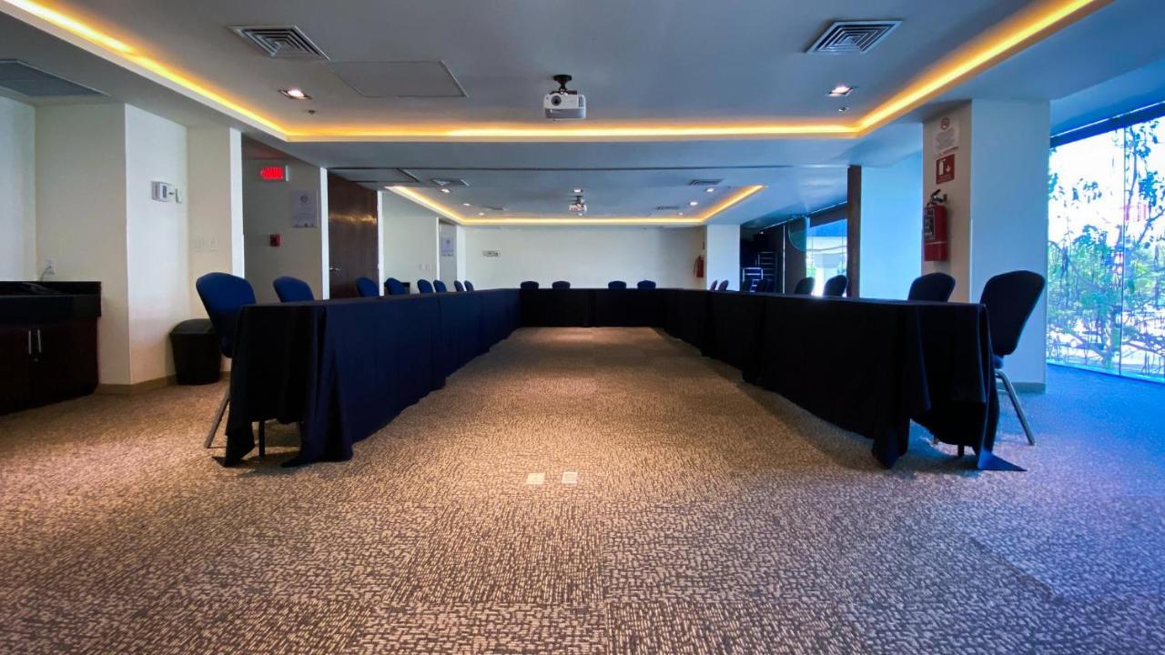 Holiday Inn Express Culiacan By Ihg Exterior foto